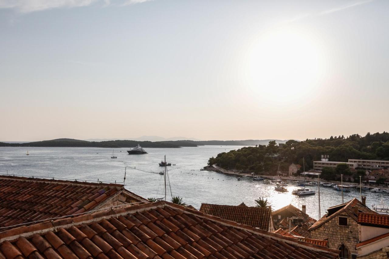 Hvar Old Dalmatian House Junior Suite - Deck 3 Hvar Town Eksteriør billede